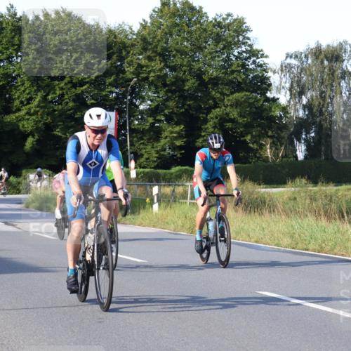 25.08.2024 - Elbe Triathlon Hamburg Fuchs,  Jonas http://msf.ph/oto/6869166 25.08.2024 09:31:55 Radfahren 147, 133, 469, 175, 321, 356, 139, 396, 229 meine-sportfotos.de