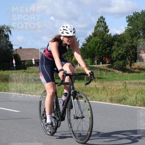 25.08.2024 - Elbe Triathlon Hamburg Fuchs,  Jonas http://msf.ph/oto/6869178 25.08.2024 11:05:41 Radfahren 1603, 1653, 1612, 704 meine-sportfotos.de