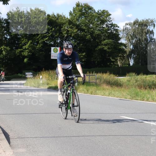 25.08.2024 - Elbe Triathlon Hamburg Fuchs,  Jonas http://msf.ph/oto/6869182 25.08.2024 11:05:43 Radfahren 1612, 704 meine-sportfotos.de