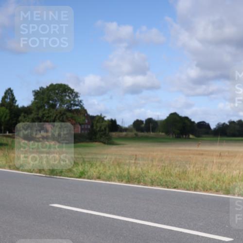 25.08.2024 - Elbe Triathlon Hamburg Fuchs,  Jonas http://msf.ph/oto/6869194 25.08.2024 10:23:35 Radfahren 645, 571, 397, 395 meine-sportfotos.de