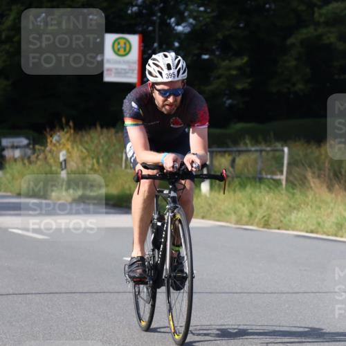 25.08.2024 - Elbe Triathlon Hamburg Fuchs,  Jonas http://msf.ph/oto/6869196 25.08.2024 10:23:39 Radfahren 571, 397, 395 meine-sportfotos.de