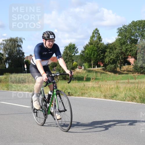 25.08.2024 - Elbe Triathlon Hamburg Fuchs,  Jonas http://msf.ph/oto/6869197 25.08.2024 11:05:43 Radfahren 1612, 704 meine-sportfotos.de