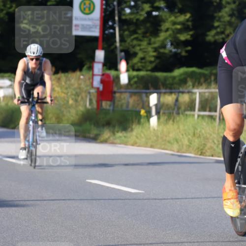 25.08.2024 - Elbe Triathlon Hamburg Fuchs,  Jonas http://msf.ph/oto/6869218 25.08.2024 09:32:00 Radfahren 175, 321, 356, 139, 396, 229, 423, 206, 345 meine-sportfotos.de