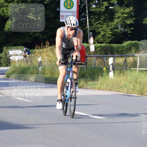 25.08.2024 - Elbe Triathlon Hamburg Fuchs,  Jonas http://msf.ph/oto/6869228 25.08.2024 09:32:01 Radfahren 175, 321, 356, 139, 396, 229, 423, 206, 345 meine-sportfotos.de