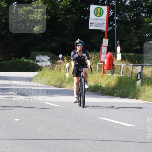 25.08.2024 - Elbe Triathlon Hamburg Fuchs,  Jonas http://msf.ph/oto/6869236 25.08.2024 11:05:56 Radfahren 1660, 1516, 1709, 1659, 1627 meine-sportfotos.de