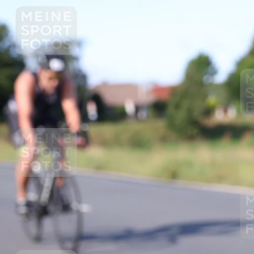 25.08.2024 - Elbe Triathlon Hamburg Fuchs,  Jonas http://msf.ph/oto/6869248 25.08.2024 09:32:03 Radfahren 396, 229, 423, 206, 345, 391 meine-sportfotos.de