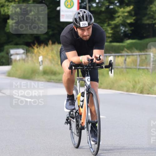 25.08.2024 - Elbe Triathlon Hamburg Fuchs,  Jonas http://msf.ph/oto/6869269 25.08.2024 10:24:00 Radfahren 445, 657, 304, 472 meine-sportfotos.de