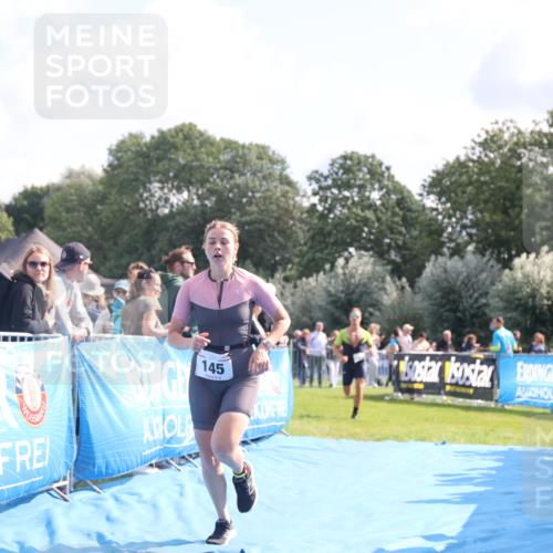 25.08.2024 - Elbe Triathlon Hamburg H.Heesch http://msf.ph/oto/6869280 25.08.2024 11:07:16 Ziel 145, 181, 211 meine-sportfotos.de