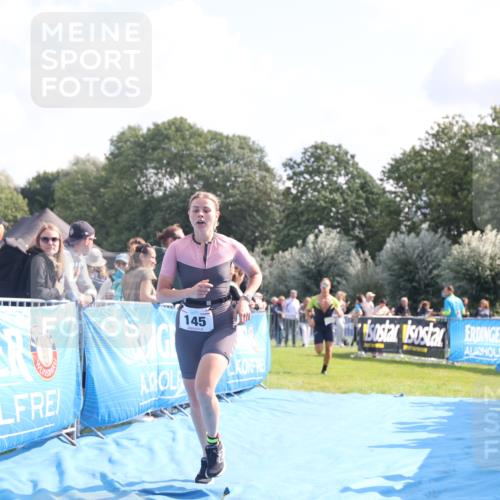 25.08.2024 - Elbe Triathlon Hamburg H.Heesch http://msf.ph/oto/6869287 25.08.2024 11:07:16 Ziel 145, 181, 211 meine-sportfotos.de
