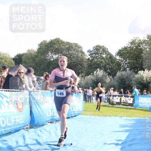 25.08.2024 - Elbe Triathlon Hamburg H.Heesch http://msf.ph/oto/6869289 25.08.2024 11:07:16 Ziel 145, 181, 211 meine-sportfotos.de