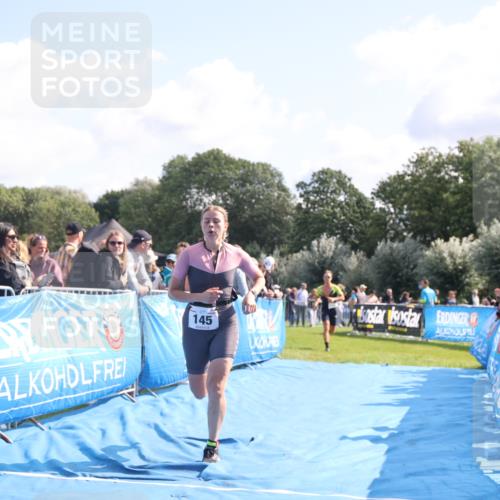 25.08.2024 - Elbe Triathlon Hamburg H.Heesch http://msf.ph/oto/6869308 25.08.2024 11:07:16 Ziel 145, 181, 211 meine-sportfotos.de