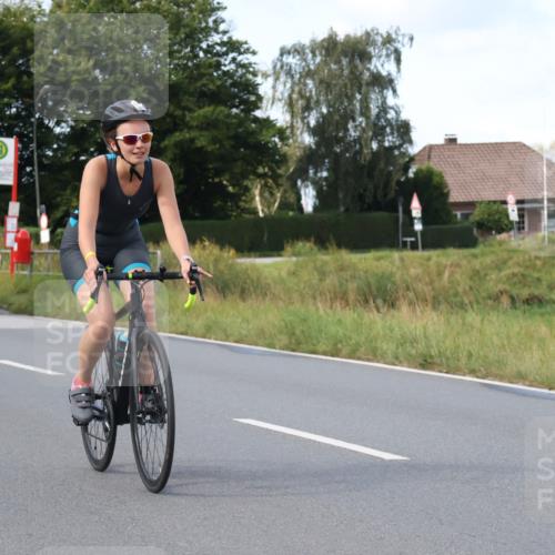 25.08.2024 - Elbe Triathlon Hamburg Fuchs,  Jonas http://msf.ph/oto/6869313 25.08.2024 10:24:04 Radfahren 304, 472, 604, 582 meine-sportfotos.de