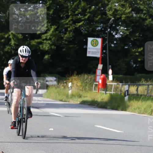 25.08.2024 - Elbe Triathlon Hamburg Fuchs,  Jonas http://msf.ph/oto/6869356 25.08.2024 11:07:19 Radfahren 1587, 1633, 1661, 1522 meine-sportfotos.de