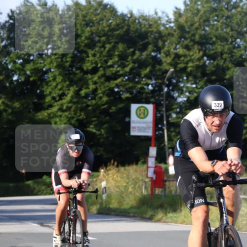 25.08.2024 - Elbe Triathlon Hamburg Fuchs,  Jonas http://msf.ph/oto/6869385 25.08.2024 09:32:21 Radfahren 59, 73, 99, 339, 107, 366 meine-sportfotos.de