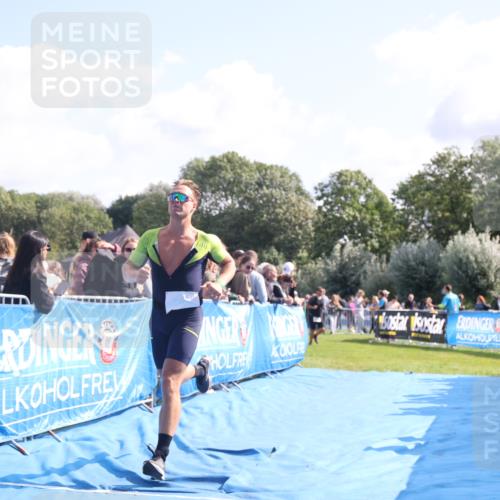 25.08.2024 - Elbe Triathlon Hamburg H.Heesch http://msf.ph/oto/6869405 25.08.2024 11:07:19 Ziel 145, 181, 211 meine-sportfotos.de