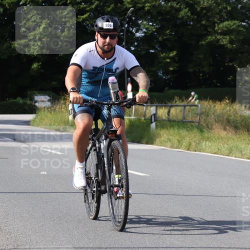 25.08.2024 - Elbe Triathlon Hamburg Fuchs,  Jonas http://msf.ph/oto/6869418 25.08.2024 11:07:26 Radfahren 1633, 1661, 1522, 306 meine-sportfotos.de