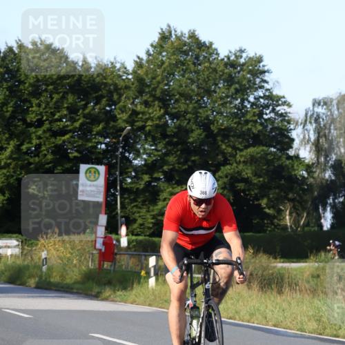 25.08.2024 - Elbe Triathlon Hamburg Fuchs,  Jonas http://msf.ph/oto/6869421 25.08.2024 09:32:24 Radfahren 339, 107, 366 meine-sportfotos.de
