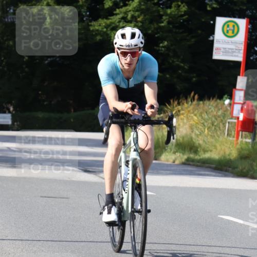 25.08.2024 - Elbe Triathlon Hamburg Fuchs,  Jonas http://msf.ph/oto/6869458 25.08.2024 10:24:51 Radfahren 561 meine-sportfotos.de