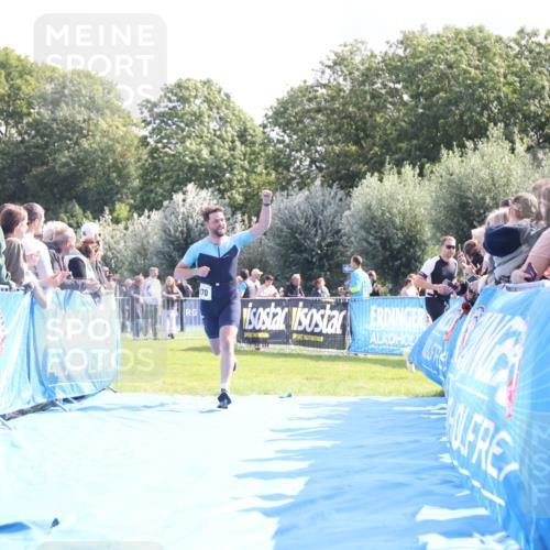 25.08.2024 - Elbe Triathlon Hamburg H.Heesch http://msf.ph/oto/6869471 25.08.2024 11:07:42 Ziel 270 meine-sportfotos.de