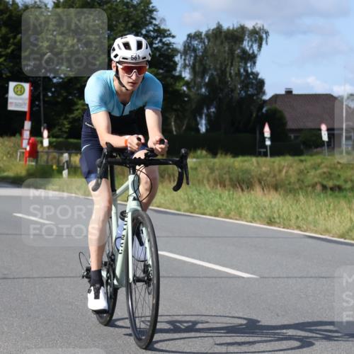 25.08.2024 - Elbe Triathlon Hamburg Fuchs,  Jonas http://msf.ph/oto/6869480 25.08.2024 10:24:52 Radfahren 561 meine-sportfotos.de
