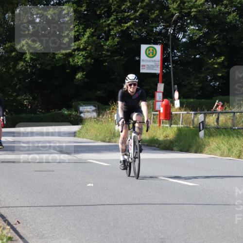 25.08.2024 - Elbe Triathlon Hamburg Fuchs,  Jonas http://msf.ph/oto/6869511 25.08.2024 11:07:46 Radfahren 1669, 1535 meine-sportfotos.de