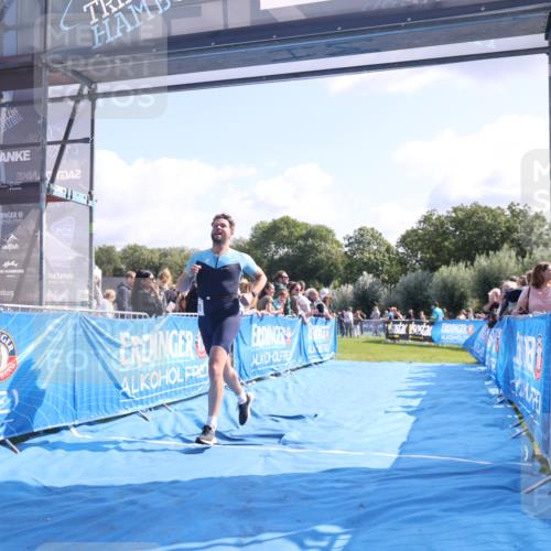 25.08.2024 - Elbe Triathlon Hamburg H.Heesch http://msf.ph/oto/6869545 25.08.2024 11:07:44 Ziel 270, 367 meine-sportfotos.de
