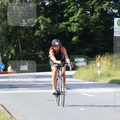 25.08.2024 - Elbe Triathlon Hamburg Fuchs,  Jonas http://msf.ph/oto/6869563 25.08.2024 11:07:54 Radfahren 1535, 1609, 1565 meine-sportfotos.de