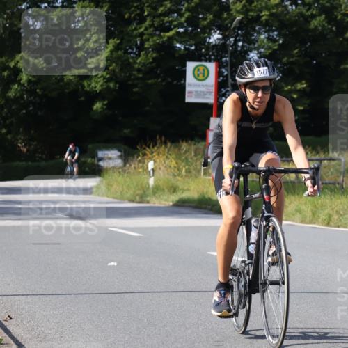 25.08.2024 - Elbe Triathlon Hamburg Fuchs,  Jonas http://msf.ph/oto/6869581 25.08.2024 11:08:03 Radfahren 1577 meine-sportfotos.de