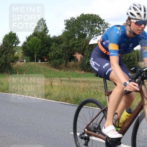25.08.2024 - Elbe Triathlon Hamburg Fuchs,  Jonas http://msf.ph/oto/6869593 25.08.2024 10:25:14 Radfahren 457, 464, 365, 375, 558 meine-sportfotos.de