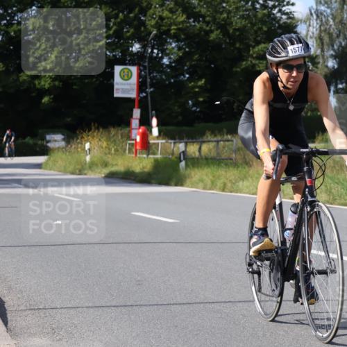 25.08.2024 - Elbe Triathlon Hamburg Fuchs,  Jonas http://msf.ph/oto/6869594 25.08.2024 11:08:03 Radfahren 1577 meine-sportfotos.de