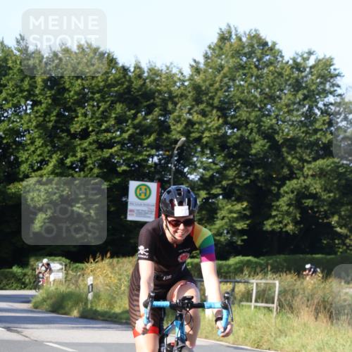 25.08.2024 - Elbe Triathlon Hamburg Fuchs,  Jonas http://msf.ph/oto/6869605 25.08.2024 09:32:45 Radfahren 441, 177 meine-sportfotos.de