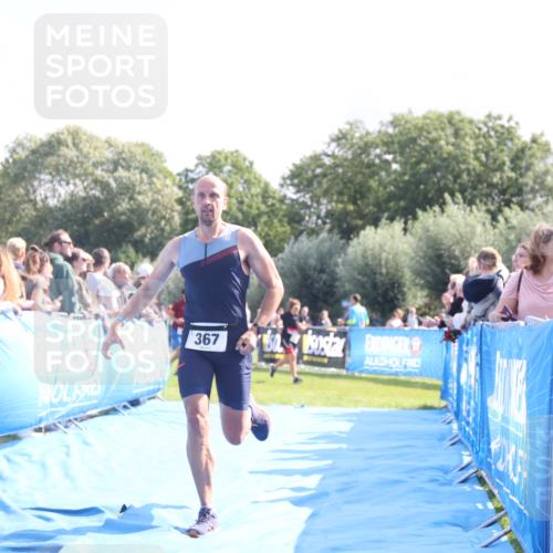 25.08.2024 - Elbe Triathlon Hamburg H.Heesch http://msf.ph/oto/6869612 25.08.2024 11:07:51 Ziel 270, 367 meine-sportfotos.de