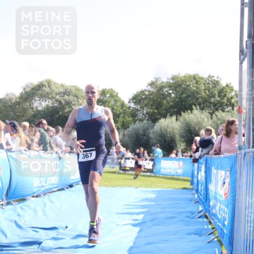25.08.2024 - Elbe Triathlon Hamburg H.Heesch http://msf.ph/oto/6869630 25.08.2024 11:07:51 Ziel 270, 367 meine-sportfotos.de