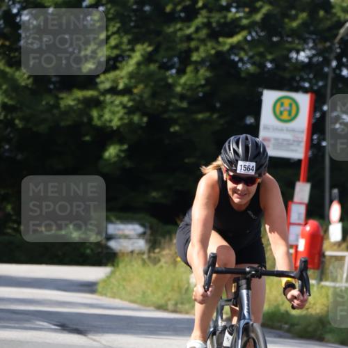 25.08.2024 - Elbe Triathlon Hamburg Fuchs,  Jonas http://msf.ph/oto/6869641 25.08.2024 11:08:22 Radfahren 1564, 1496, 1581 meine-sportfotos.de