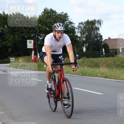 25.08.2024 - Elbe Triathlon Hamburg Fuchs,  Jonas http://msf.ph/oto/6869643 25.08.2024 10:25:17 Radfahren 457, 464, 365, 375, 558 meine-sportfotos.de
