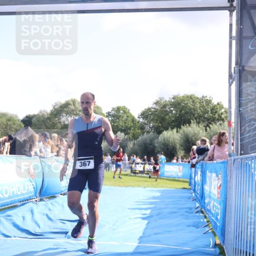 25.08.2024 - Elbe Triathlon Hamburg H.Heesch http://msf.ph/oto/6869655 25.08.2024 11:07:51 Ziel 270, 367 meine-sportfotos.de
