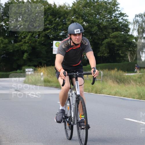 25.08.2024 - Elbe Triathlon Hamburg Fuchs,  Jonas http://msf.ph/oto/6869664 25.08.2024 10:25:32 Radfahren 533, 568, 625 meine-sportfotos.de