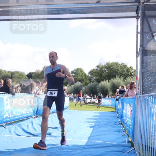 25.08.2024 - Elbe Triathlon Hamburg H.Heesch http://msf.ph/oto/6869666 25.08.2024 11:07:51 Ziel 270, 367 meine-sportfotos.de