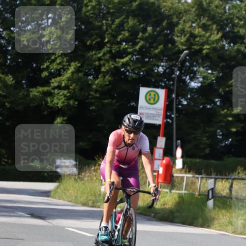 25.08.2024 - Elbe Triathlon Hamburg Fuchs,  Jonas http://msf.ph/oto/6869676 25.08.2024 11:08:25 Radfahren 1564, 1496, 1581, 1641 meine-sportfotos.de