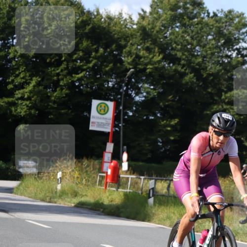 25.08.2024 - Elbe Triathlon Hamburg Fuchs,  Jonas http://msf.ph/oto/6869691 25.08.2024 11:08:25 Radfahren 1564, 1496, 1581, 1641 meine-sportfotos.de