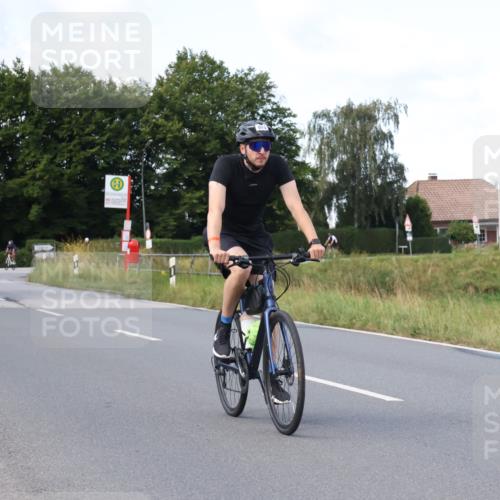 25.08.2024 - Elbe Triathlon Hamburg Fuchs,  Jonas http://msf.ph/oto/6869699 25.08.2024 10:25:36 Radfahren 568, 625 meine-sportfotos.de