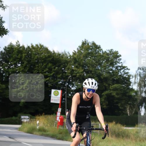 25.08.2024 - Elbe Triathlon Hamburg Fuchs,  Jonas http://msf.ph/oto/6869717 25.08.2024 10:25:46 Radfahren 523, 514, 651, 630 meine-sportfotos.de