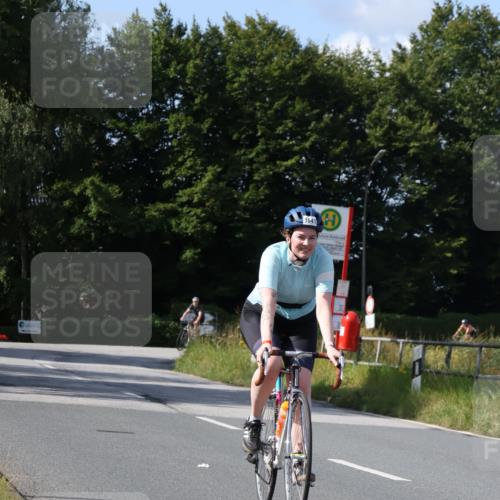 25.08.2024 - Elbe Triathlon Hamburg Fuchs,  Jonas http://msf.ph/oto/6869718 25.08.2024 11:08:28 Radfahren 1564, 1496, 1581, 1641 meine-sportfotos.de