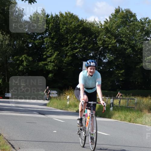 25.08.2024 - Elbe Triathlon Hamburg Fuchs,  Jonas http://msf.ph/oto/6869724 25.08.2024 11:08:28 Radfahren 1564, 1496, 1581, 1641 meine-sportfotos.de