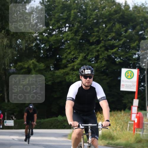 25.08.2024 - Elbe Triathlon Hamburg Fuchs,  Jonas http://msf.ph/oto/6869727 25.08.2024 10:25:48 Radfahren 523, 514, 651, 630, 643 meine-sportfotos.de