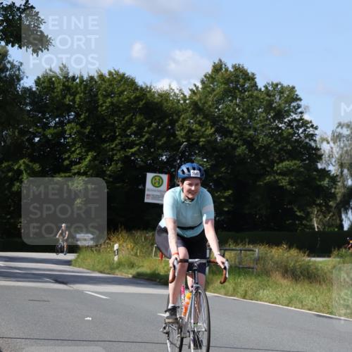 25.08.2024 - Elbe Triathlon Hamburg Fuchs,  Jonas http://msf.ph/oto/6869732 25.08.2024 11:08:28 Radfahren 1564, 1496, 1581, 1641 meine-sportfotos.de