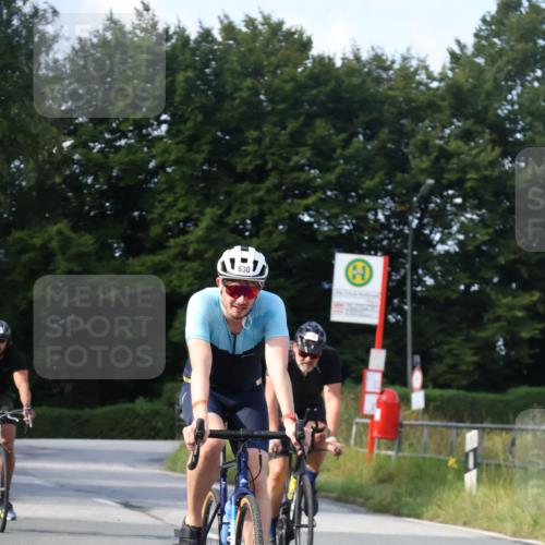 25.08.2024 - Elbe Triathlon Hamburg Fuchs,  Jonas http://msf.ph/oto/6869741 25.08.2024 10:25:51 Radfahren 523, 514, 651, 630, 643, 524 meine-sportfotos.de