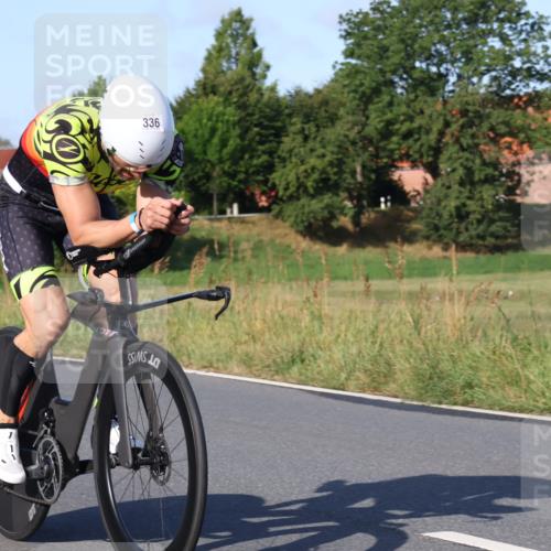 25.08.2024 - Elbe Triathlon Hamburg Fuchs,  Jonas http://msf.ph/oto/6869769 25.08.2024 09:33:08 Radfahren 336 meine-sportfotos.de