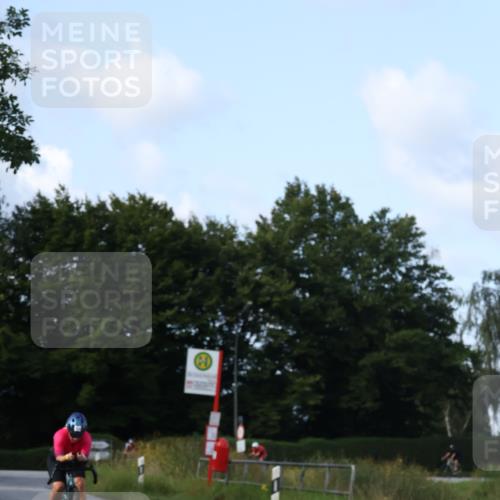 25.08.2024 - Elbe Triathlon Hamburg Fuchs,  Jonas http://msf.ph/oto/6869783 25.08.2024 10:25:53 Radfahren 651, 630, 643, 524 meine-sportfotos.de