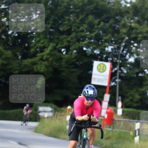 25.08.2024 - Elbe Triathlon Hamburg Fuchs,  Jonas http://msf.ph/oto/6869797 25.08.2024 10:25:54 Radfahren 651, 630, 643, 524, 678, 530 meine-sportfotos.de